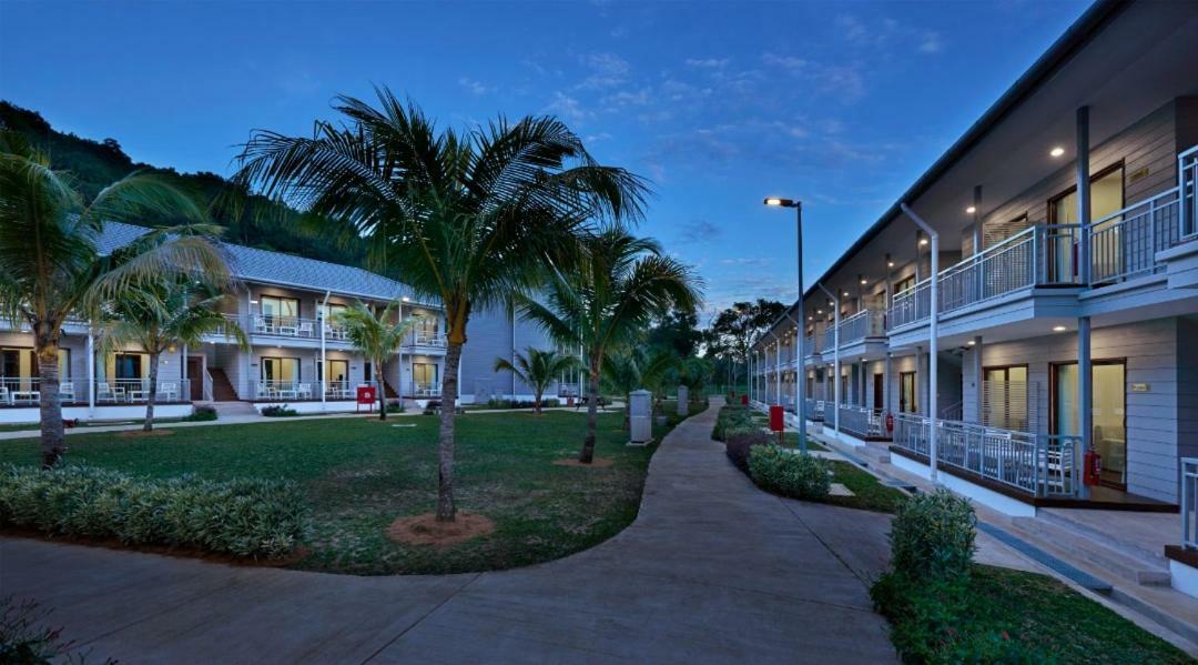 Royale Chulan Cherating Chalet Exterior foto